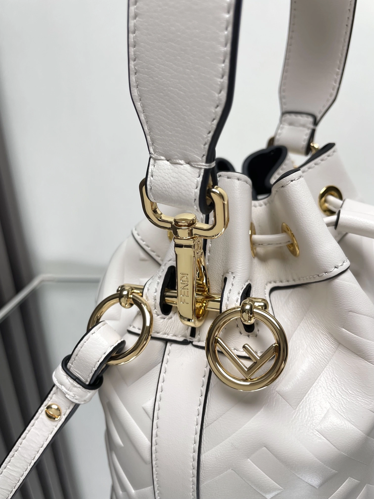 Fashionable Fendi Bucket Bags 69903