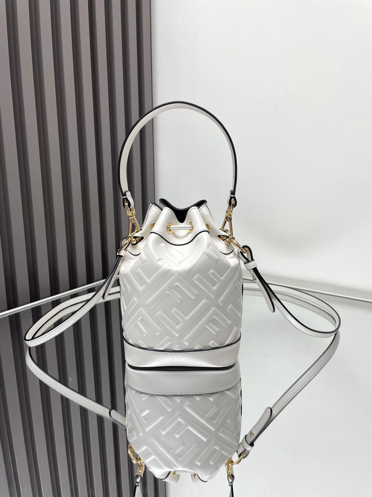 Fashionable Fendi Bucket Bags 69903