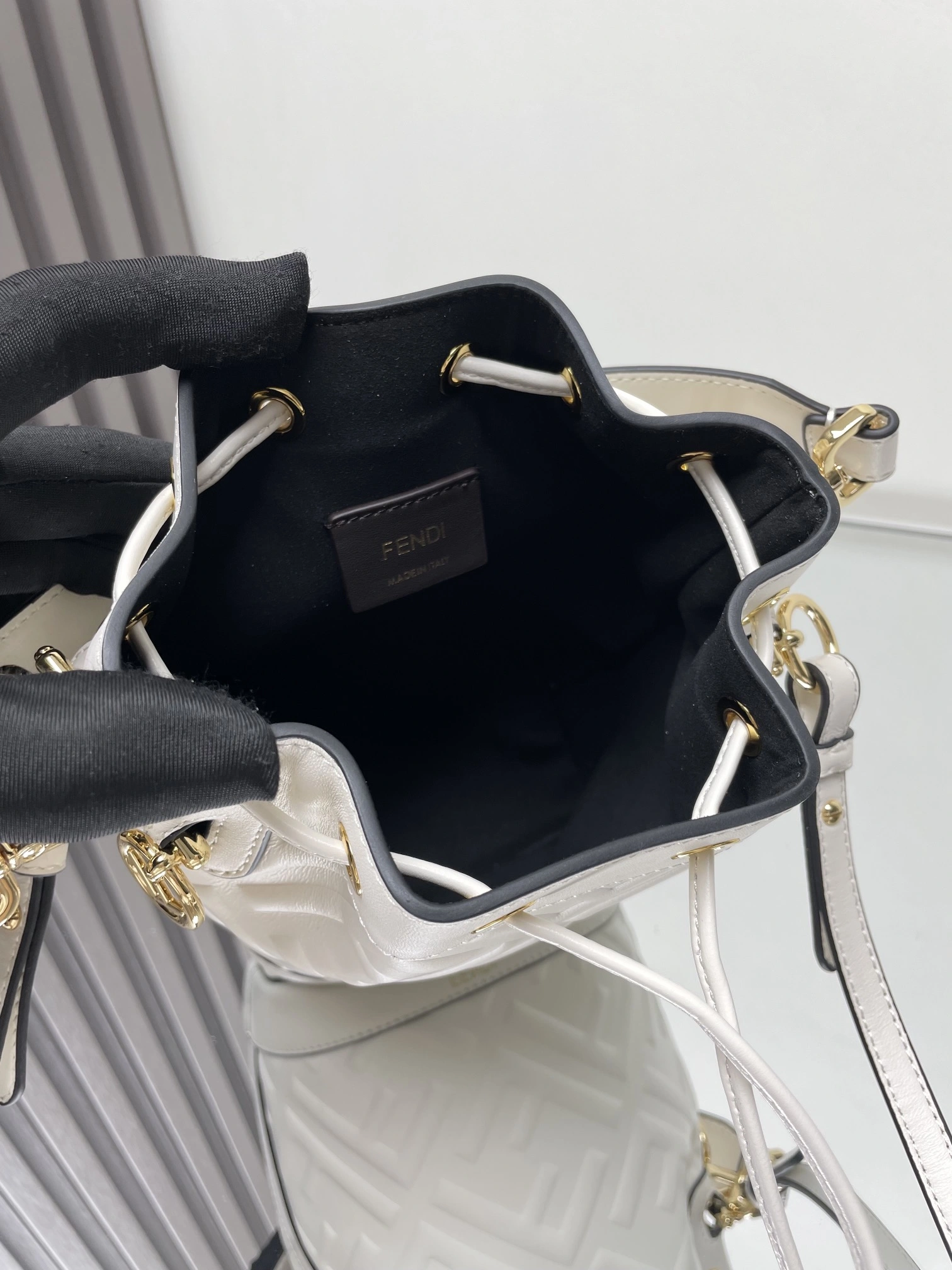 Fashionable Fendi Bucket Bags 69903