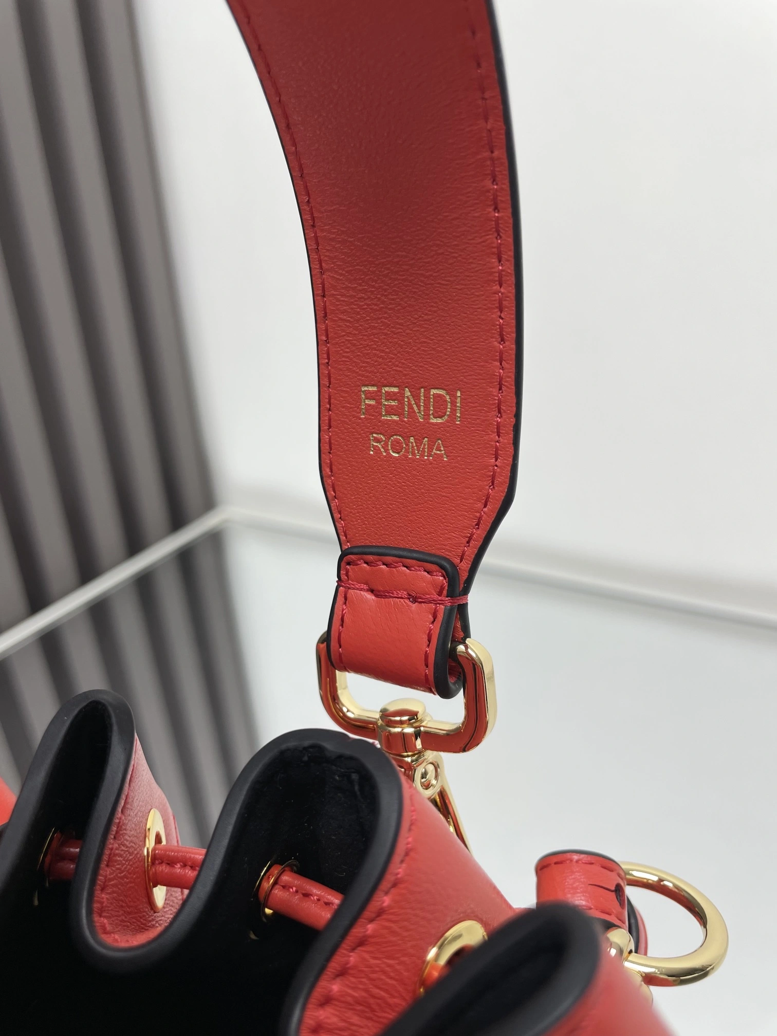 Fendi Bucket Bags Trendy 69898