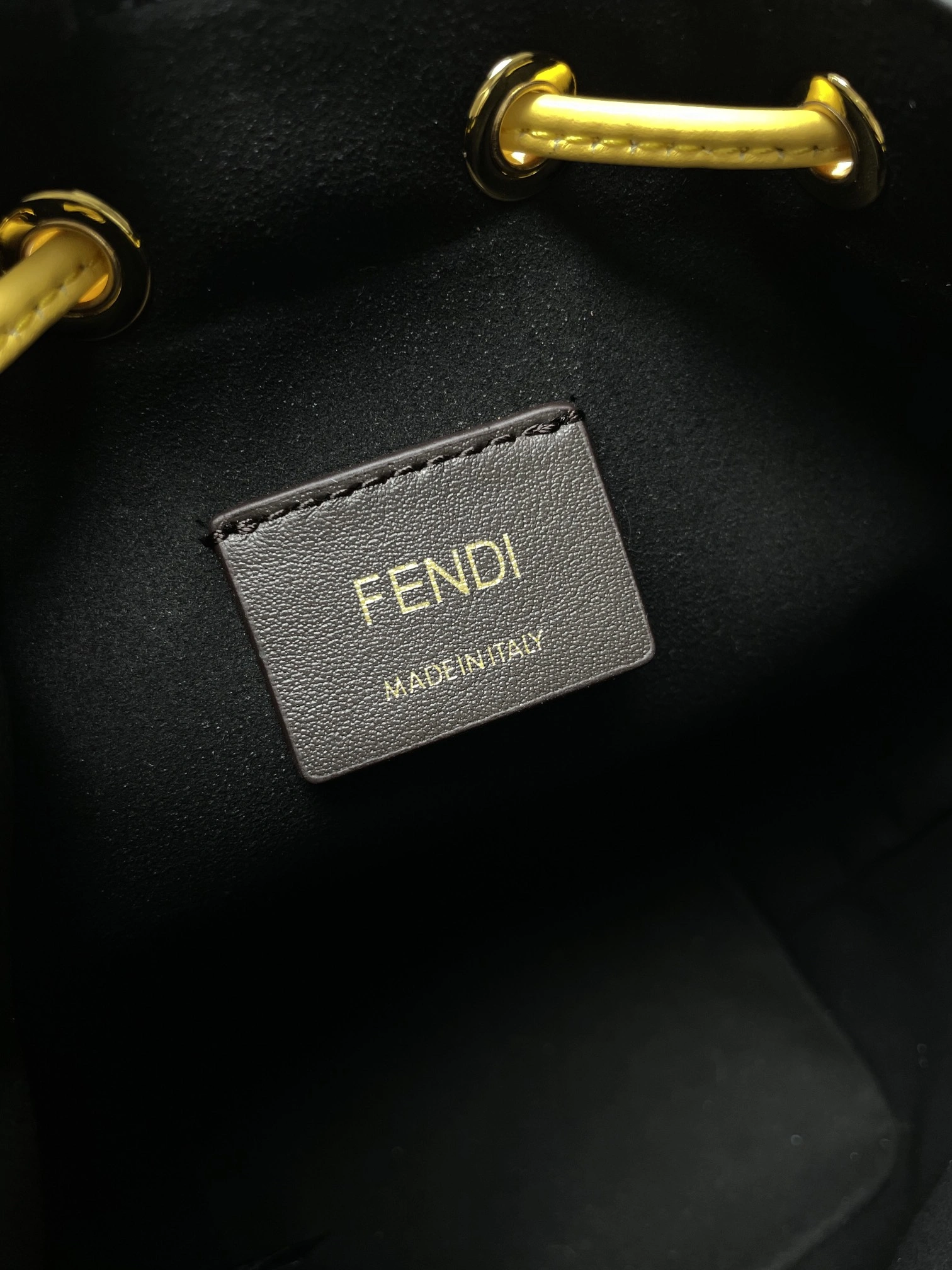 Comfortable Fendi Bucket Bags 69906