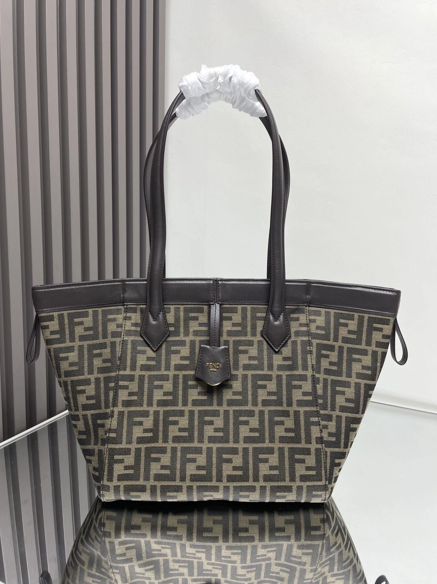Fendi Bucket Bags Original 69902