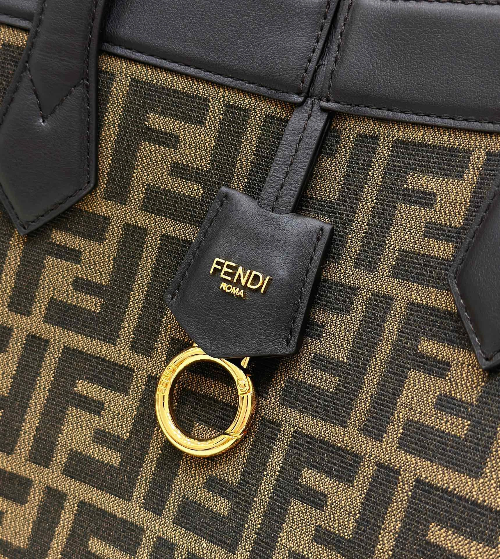 Sporty Fendi Bucket Bags 69895