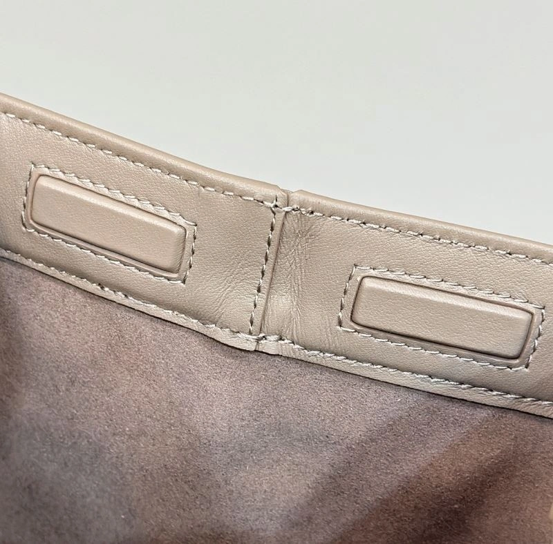 Fendi Bucket Bags Vibrant 57976