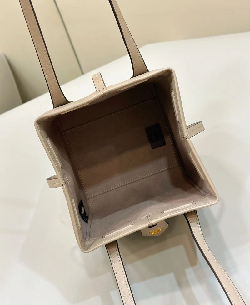 Fendi Bucket Bags Vibrant 57976