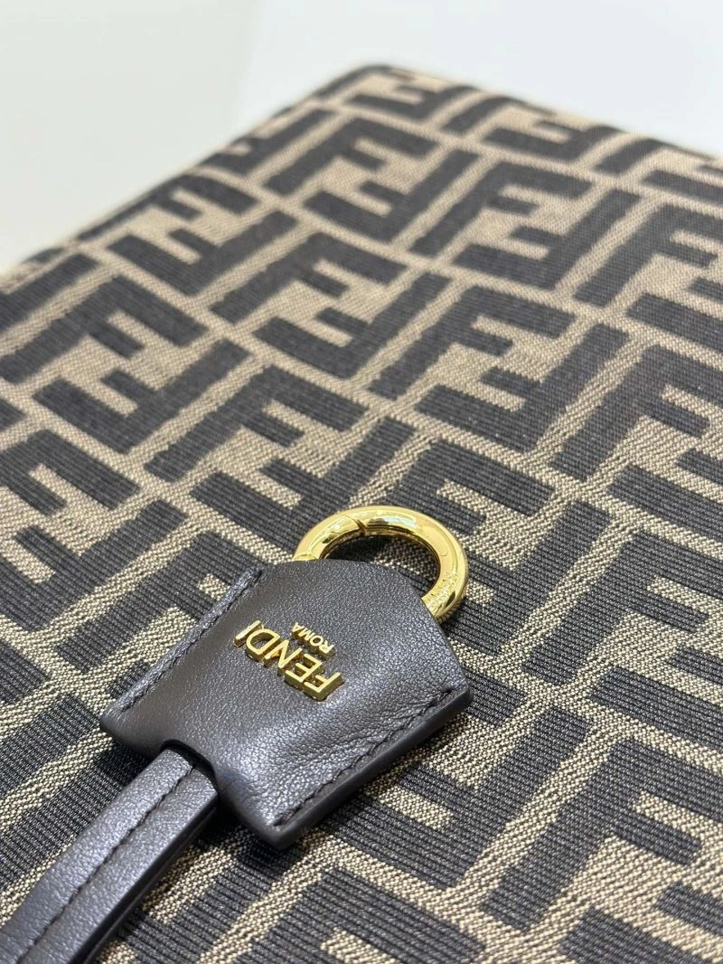 Fendi Bucket Bags Comfortable 57970