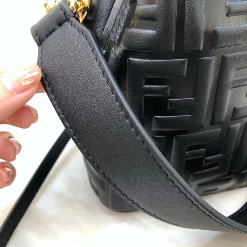 Fendi Bucket Bags Versatile 57952