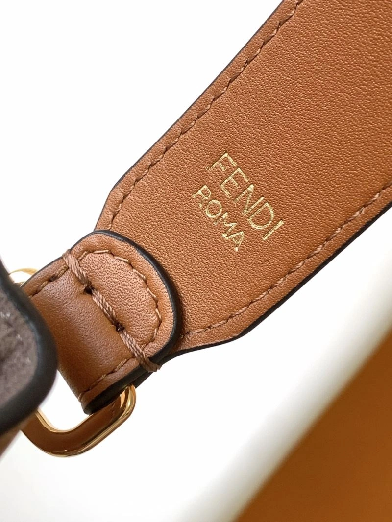 RelaxedFit Fendi Bucket Bags 57939