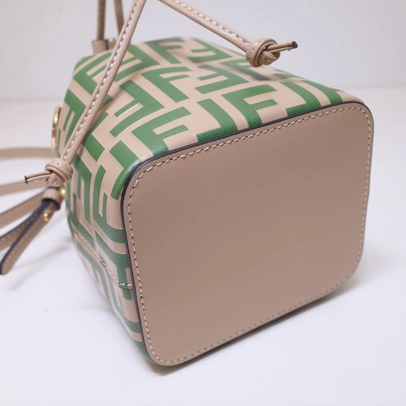 Fendi Bucket Bags Stretchable 59408