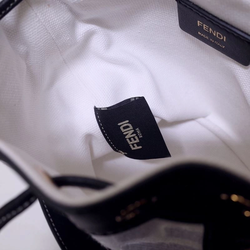 Fendi Bucket Bags Attractive 59397