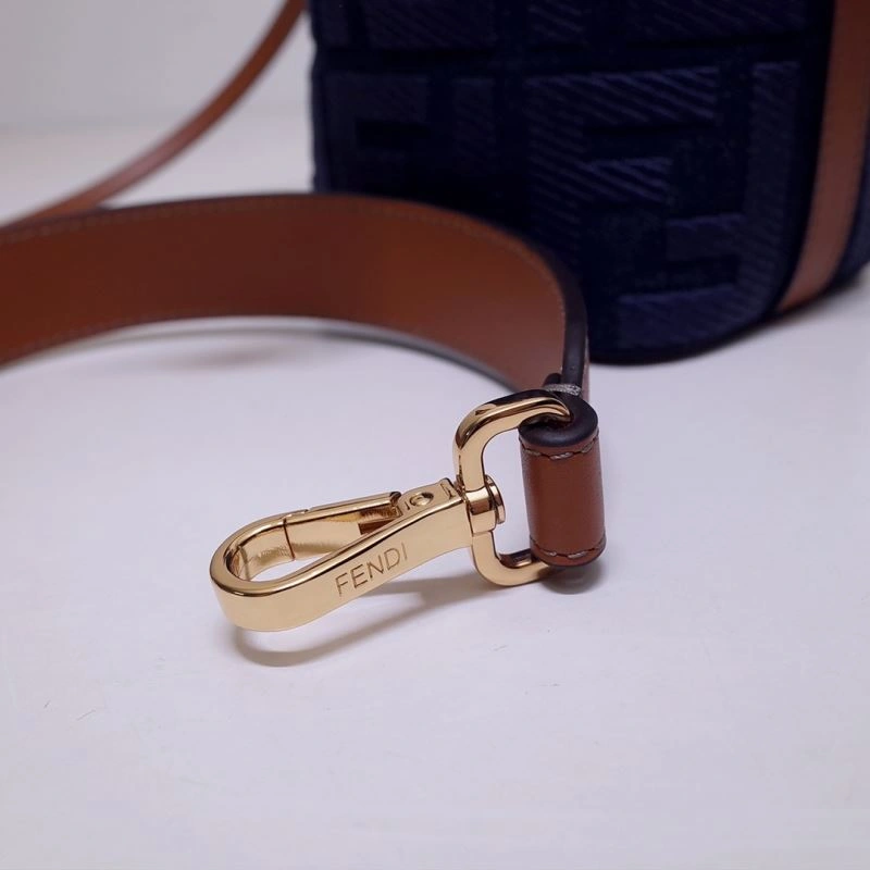 Fendi Bucket Bags EasyCare 59407