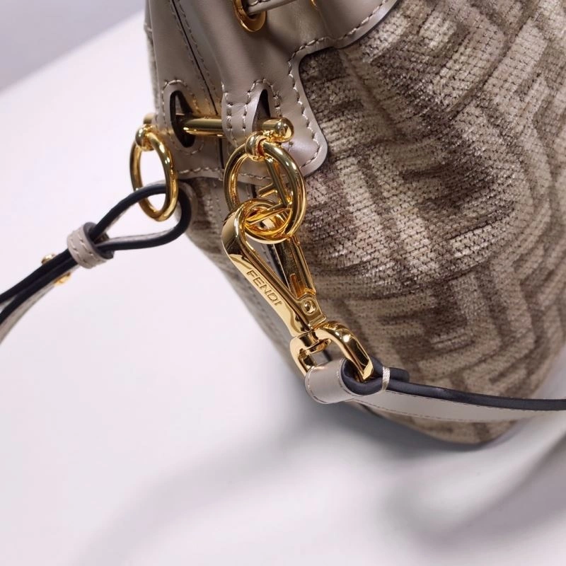 Fendi Bucket Bags FreshLook 59401