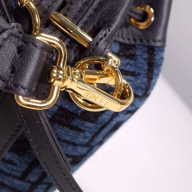 Fendi Bucket Bags DailyWear 59393