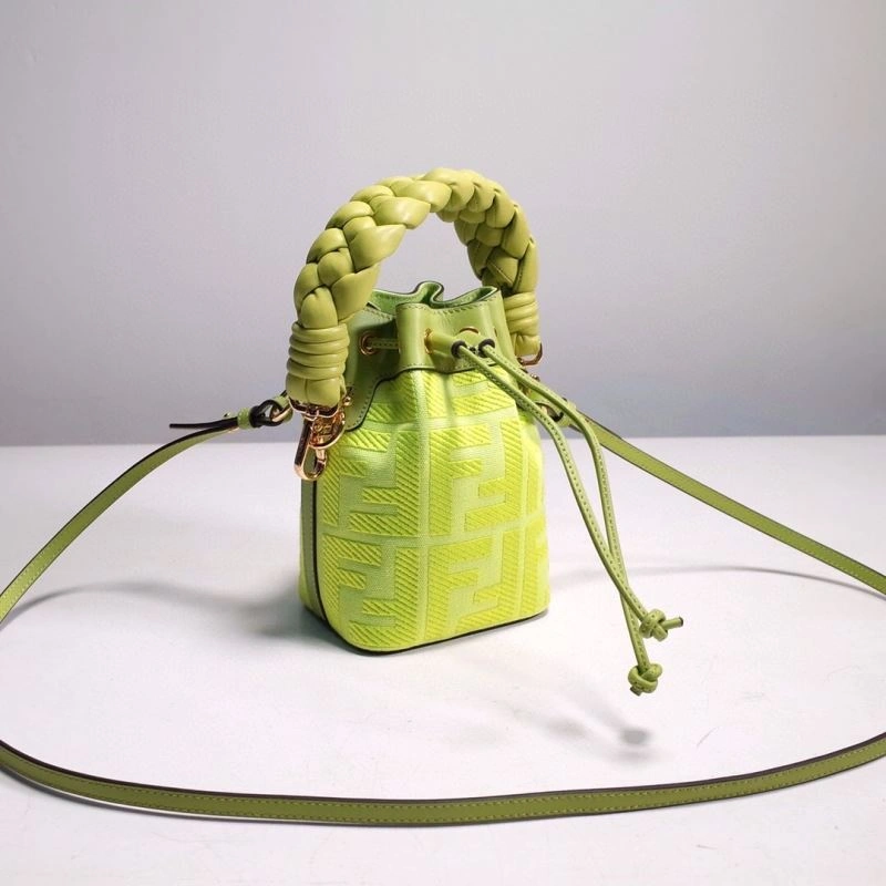 Minimalist Fendi Bucket Bags 59428