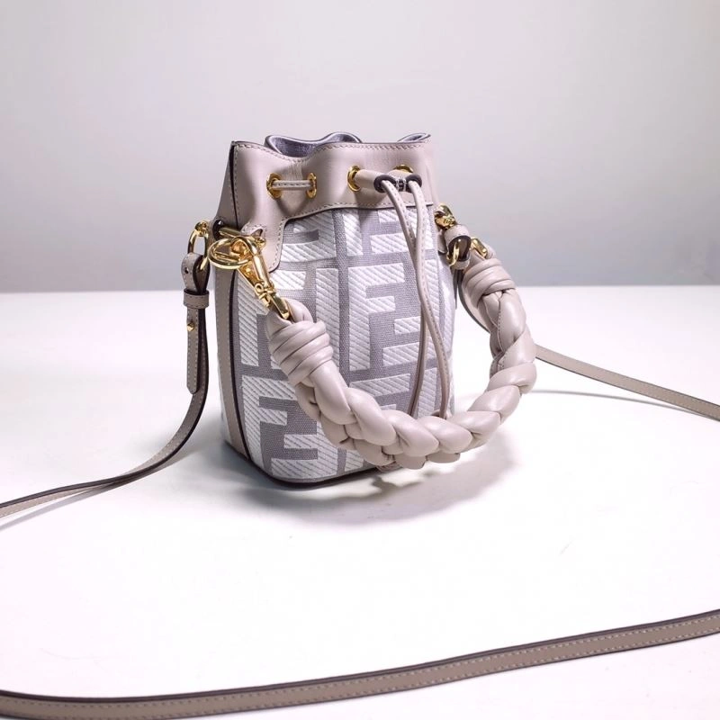 Fendi Bucket Bags UrbanStyle 59402