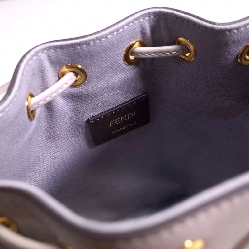 Fendi Bucket Bags UrbanStyle 59402