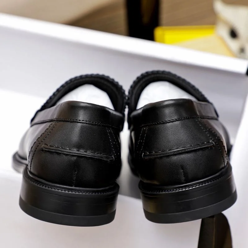 Fendi Business Shoes FashionForward 23266