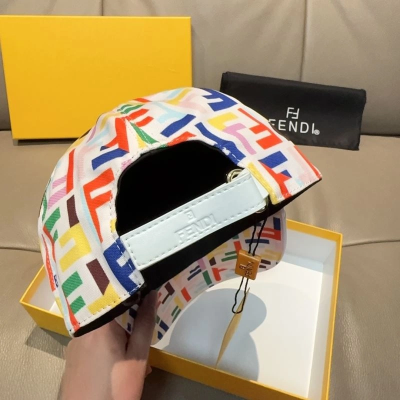 Fendi Caps EasyMatch 261435