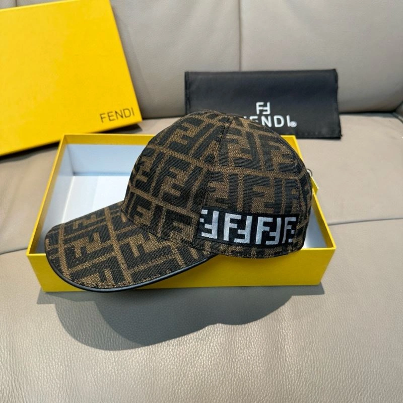 Fendi Caps Trendsetting 261411