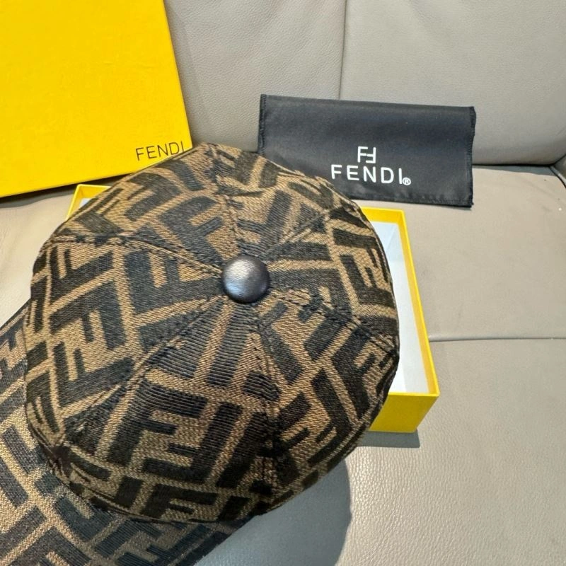 Fendi Caps Trendsetting 261411