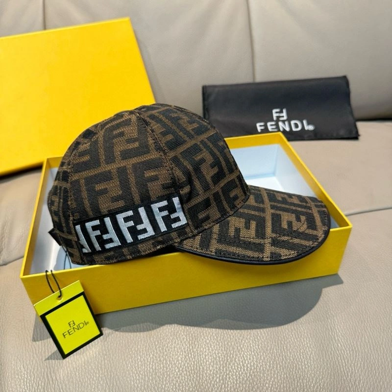 Fendi Caps Trendsetting 261411