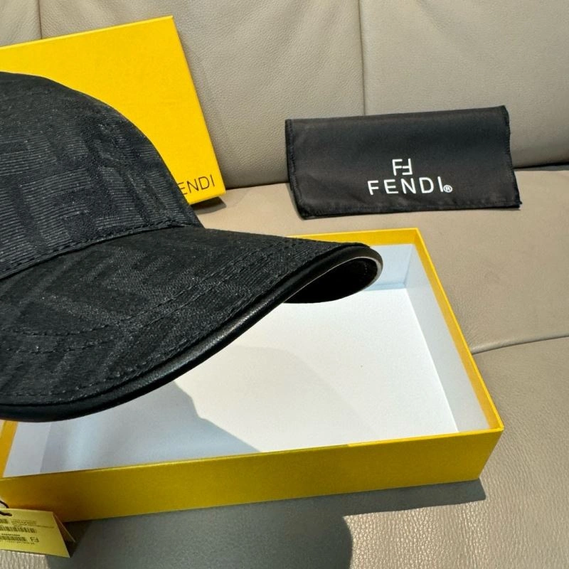 Comfortable Fendi Caps 261426
