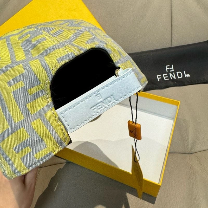 Fendi Caps Youthful 261417