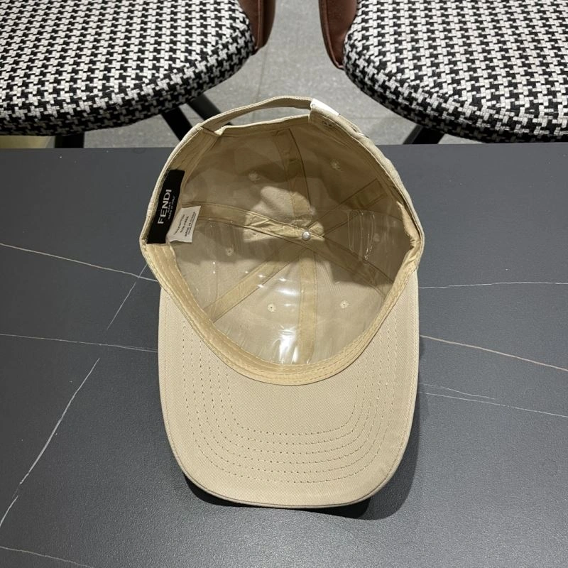 Fendi Caps Sleek 258992