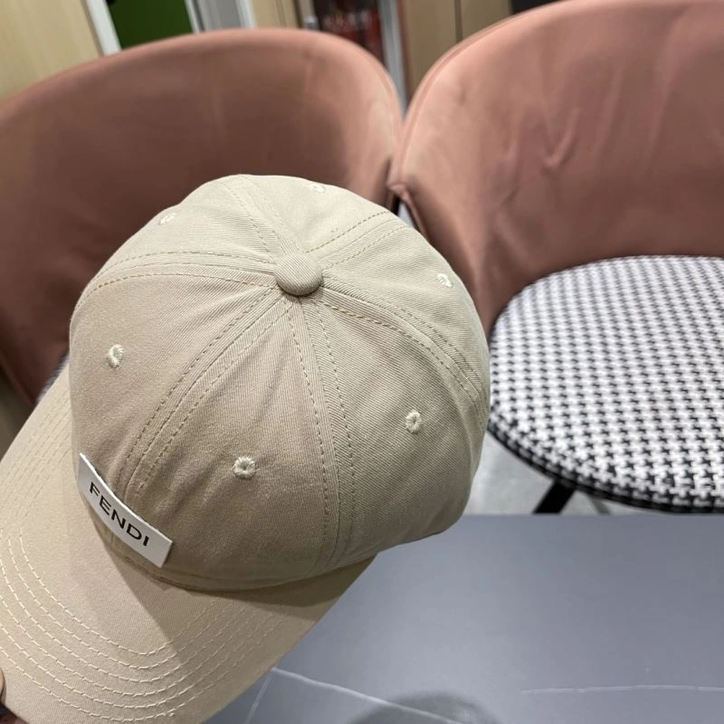 Fendi Caps Sleek 258992