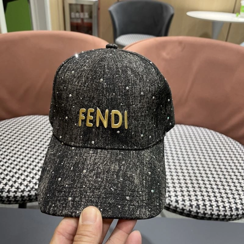 Trendsetting Fendi Caps 258978