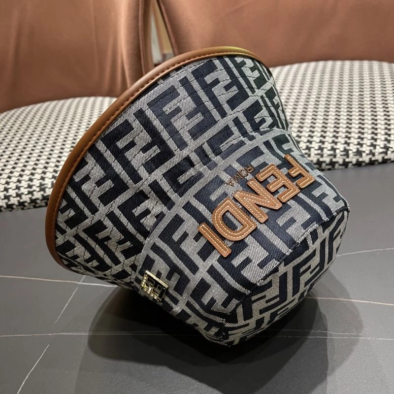 Original Fendi Caps 258971