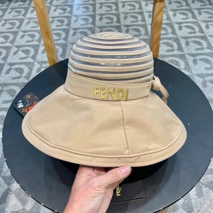 ModernLook Fendi Caps 258962