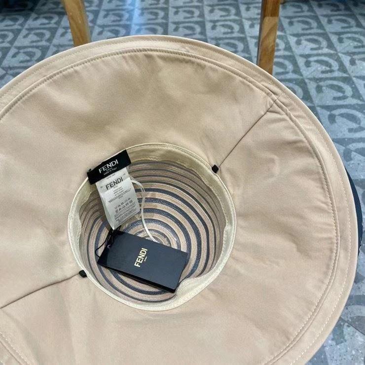 ModernLook Fendi Caps 258962