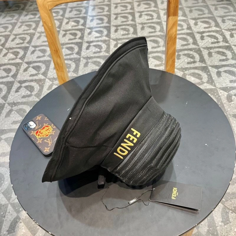 Fendi Caps WellDesigned 258969