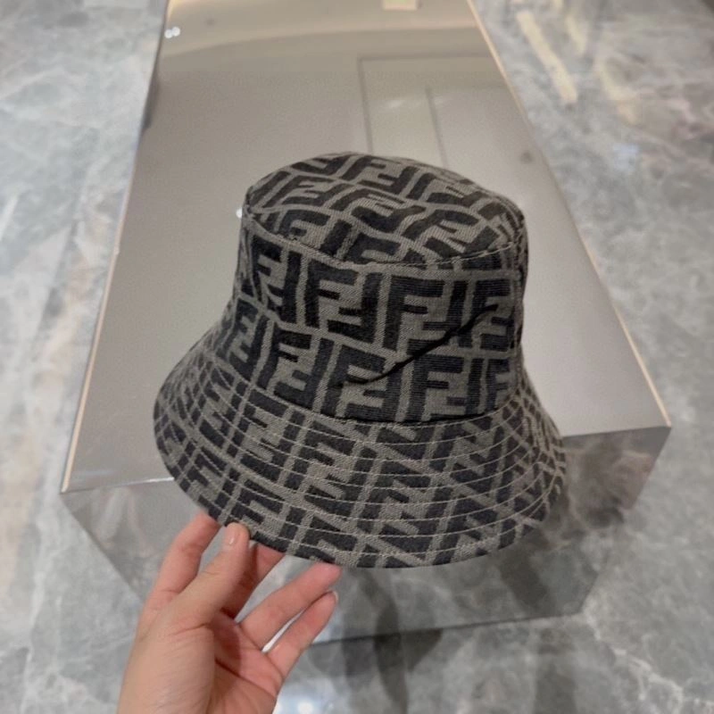 Fendi Caps EasyMatch 258958
