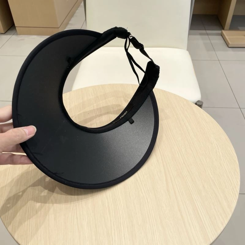 Fendi Caps Comfortable 258933