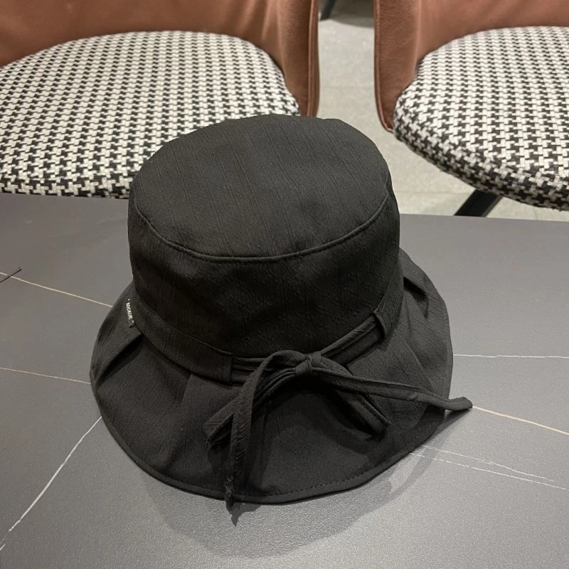 Colorful Fendi Caps 258917