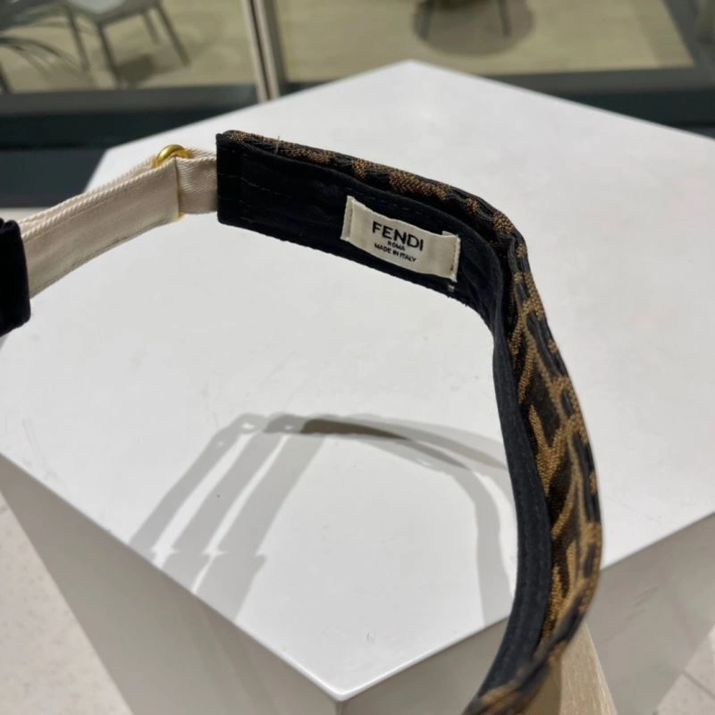 Fendi Caps Sophisticated 258921
