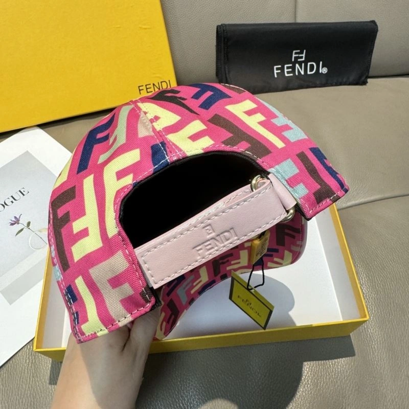 Fendi Caps Seasonal 258920