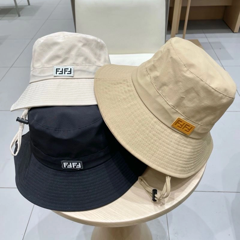 Compact Fendi Caps 262080