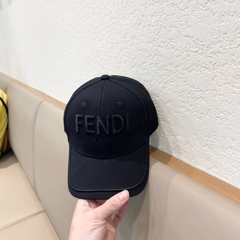 Seasonal Fendi Caps 262081