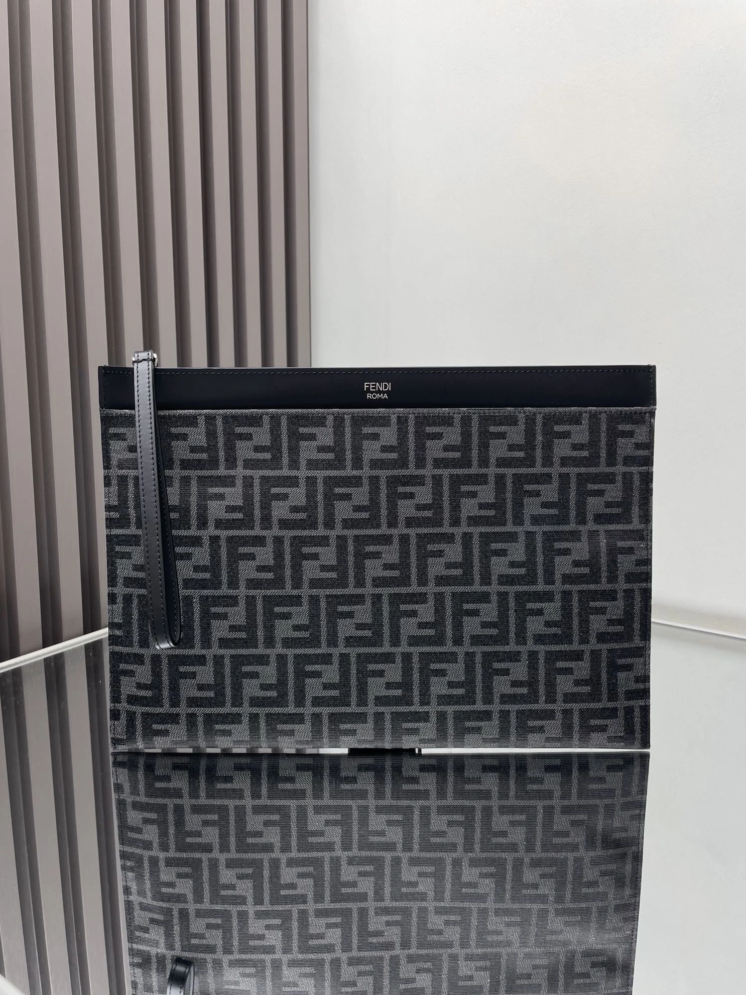 AllSeason Fendi Clutch Bags 69894