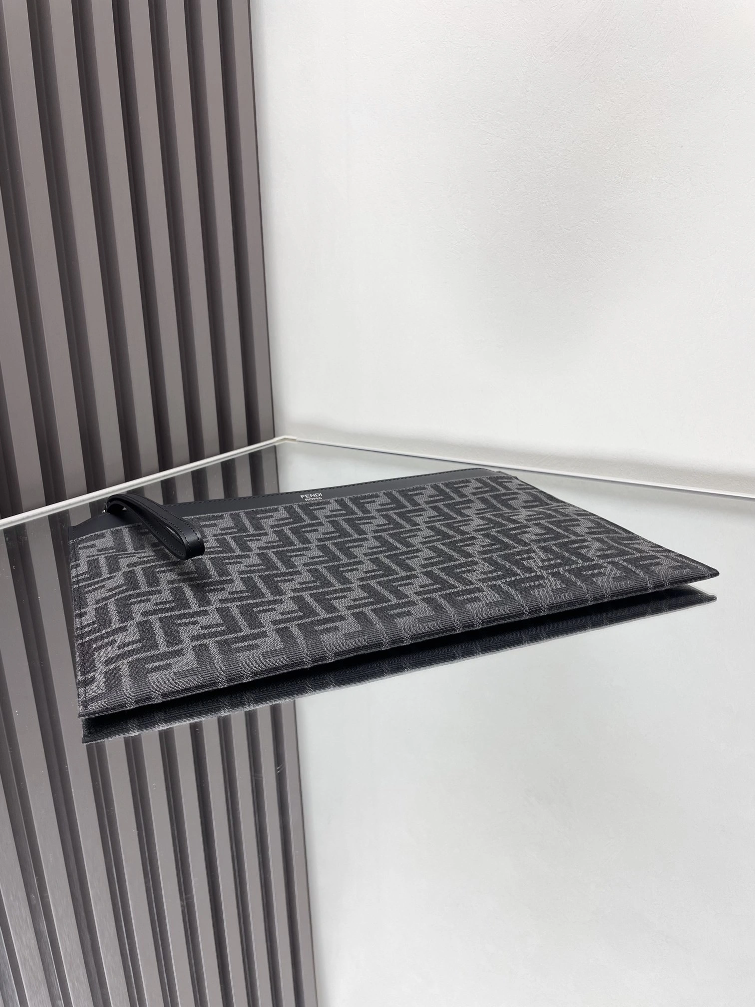 AllSeason Fendi Clutch Bags 69894