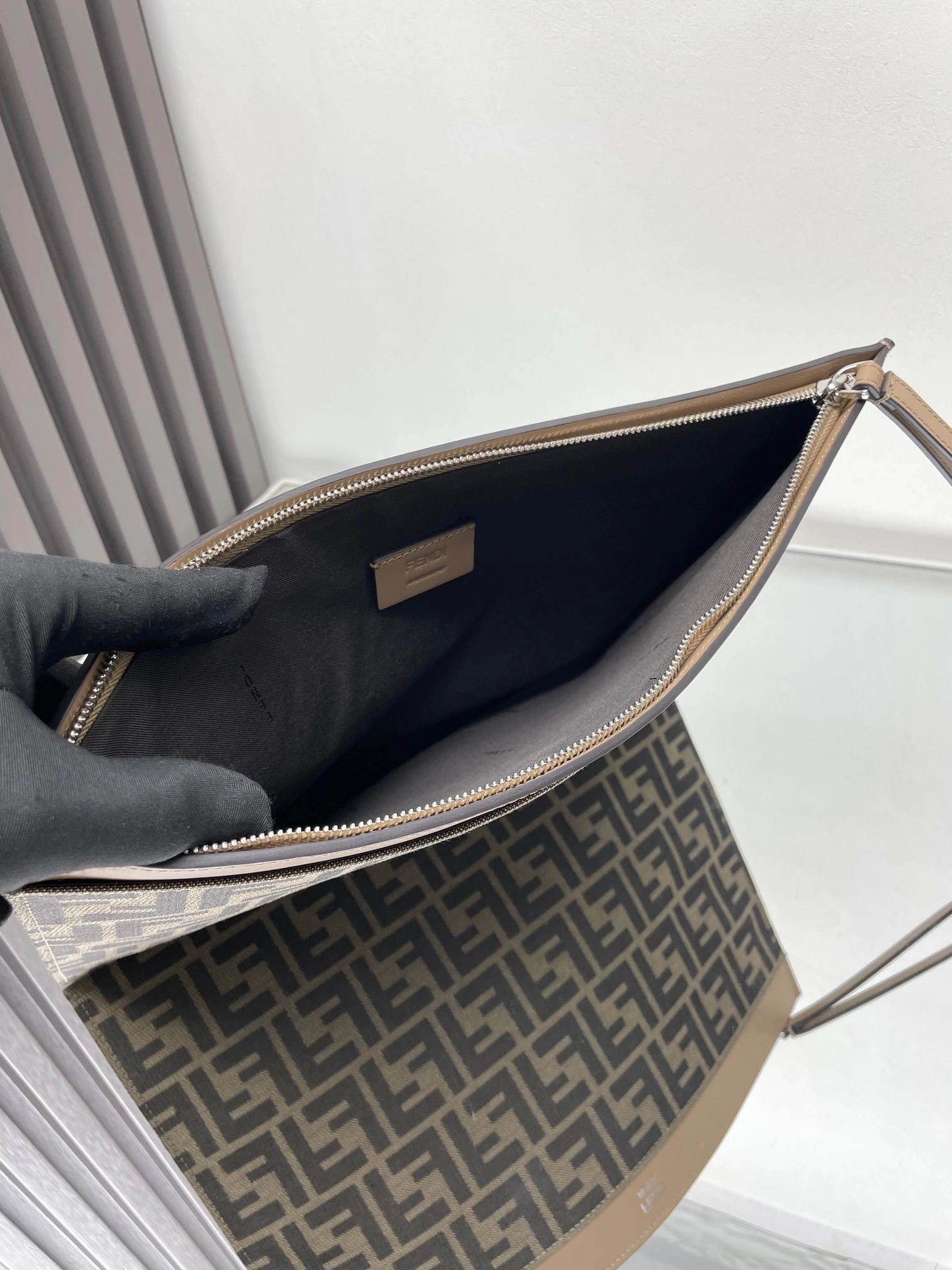 Cozy Fendi Clutch Bags 69892