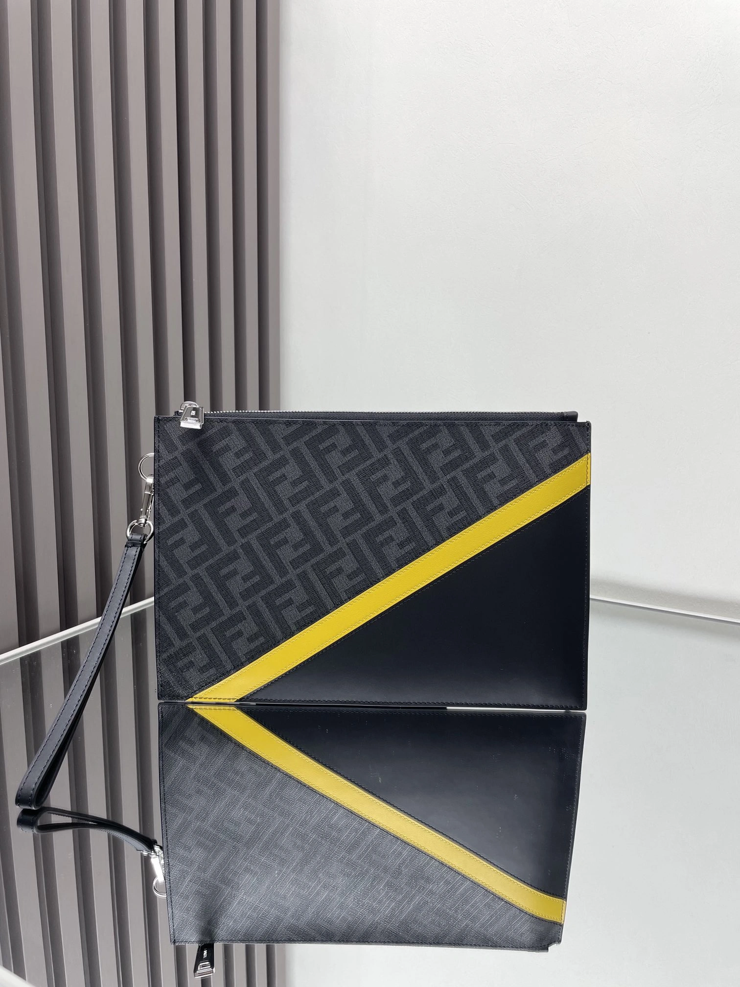 Soft Fendi Clutch Bags 69901