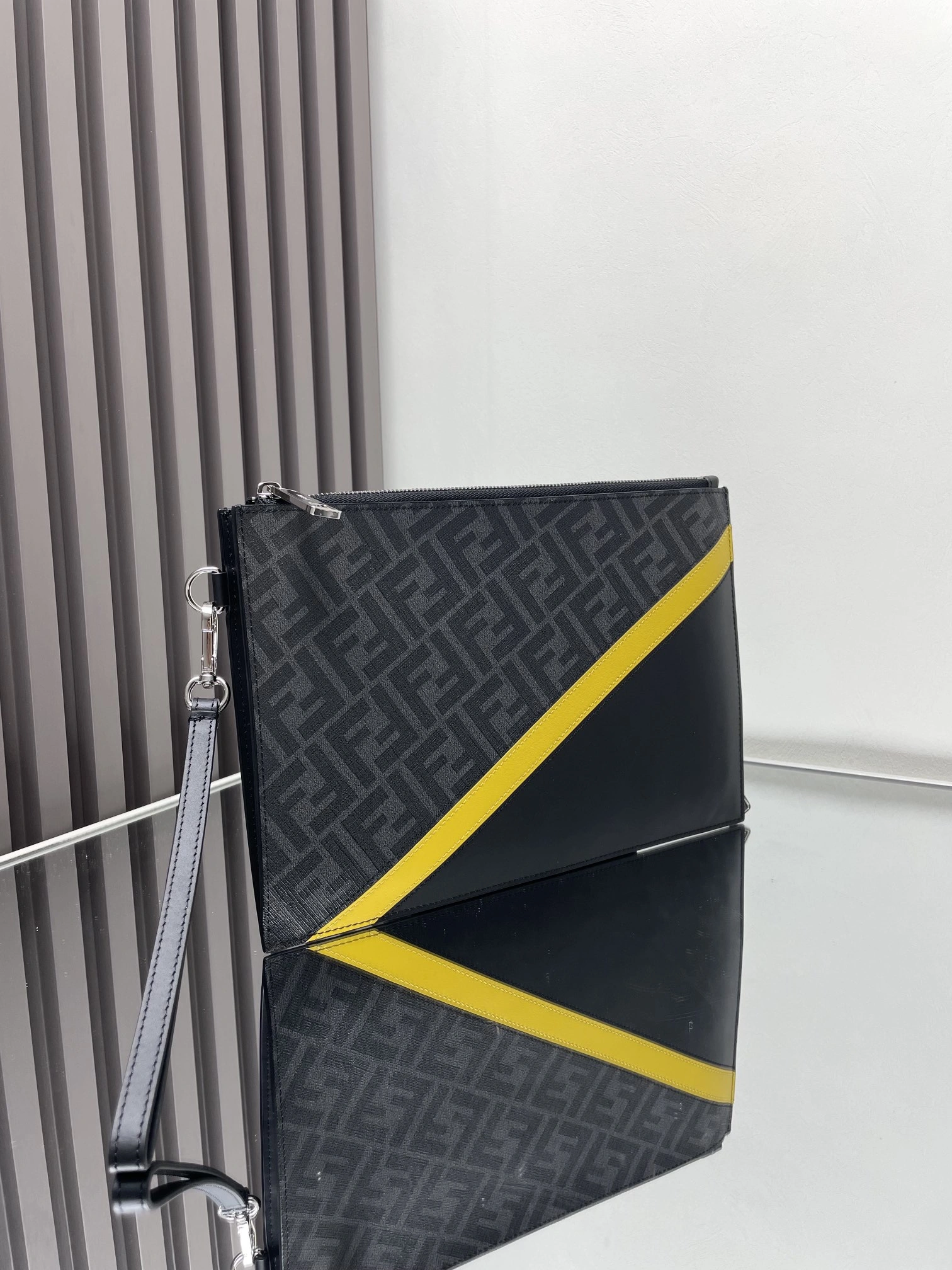 Soft Fendi Clutch Bags 69901