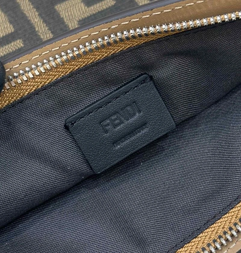 Youthful Fendi Clutch Bags 57945