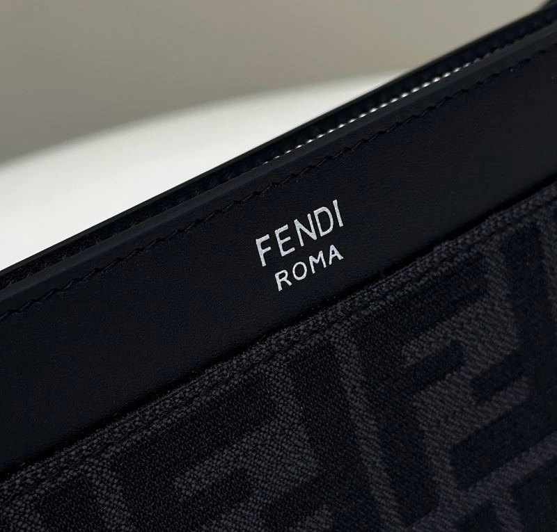 Casual Fendi Clutch Bags 57946