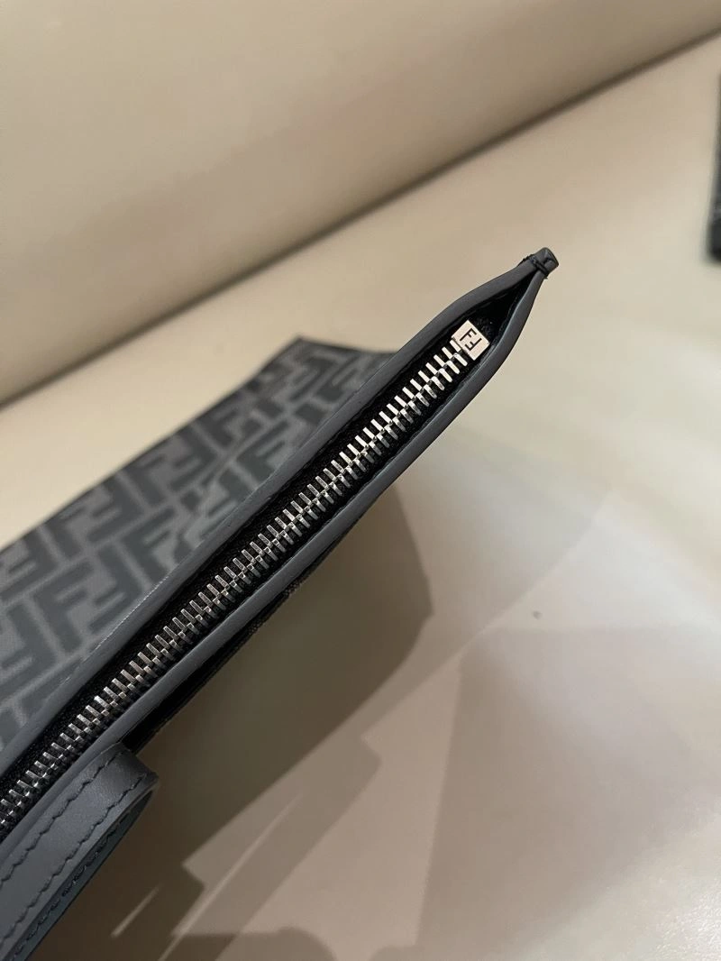 Fendi Clutch Bags Chic 57929