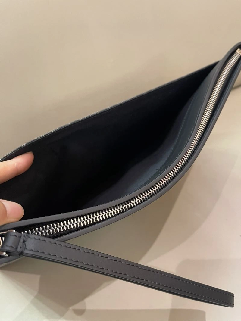 Fendi Clutch Bags Chic 57929